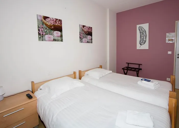 Hotel 'T Roodhof Oostkamp photo
